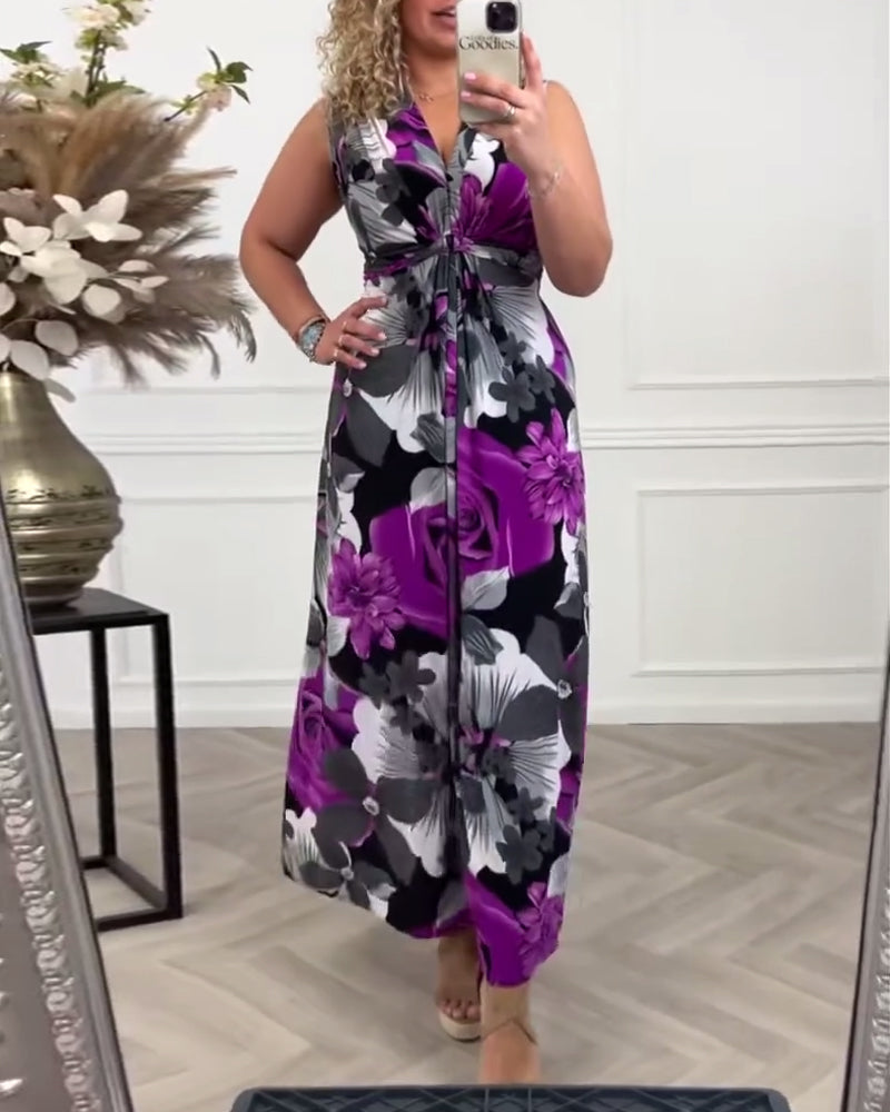 Sacha™ - Elegant sleeveless dress with pleated floral print