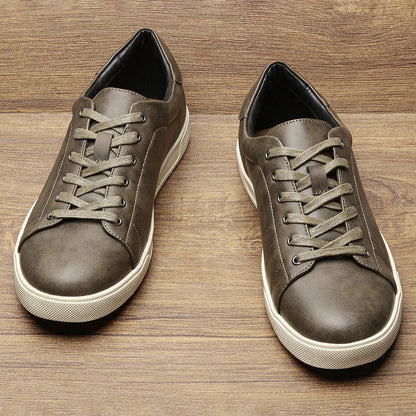 Russel Low-Cut Sneakers
